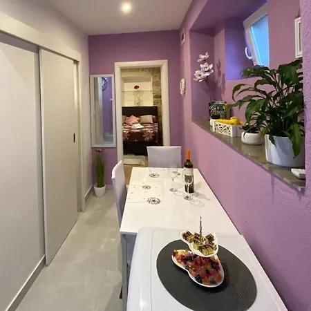 Apartman Mimi شقة